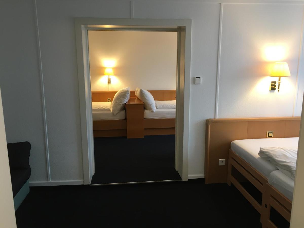 Hotel Schwert Näfels Zewnętrze zdjęcie