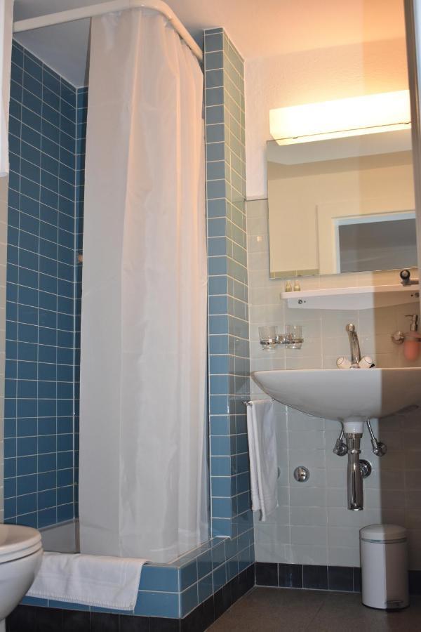 Hotel Schwert Näfels Zewnętrze zdjęcie