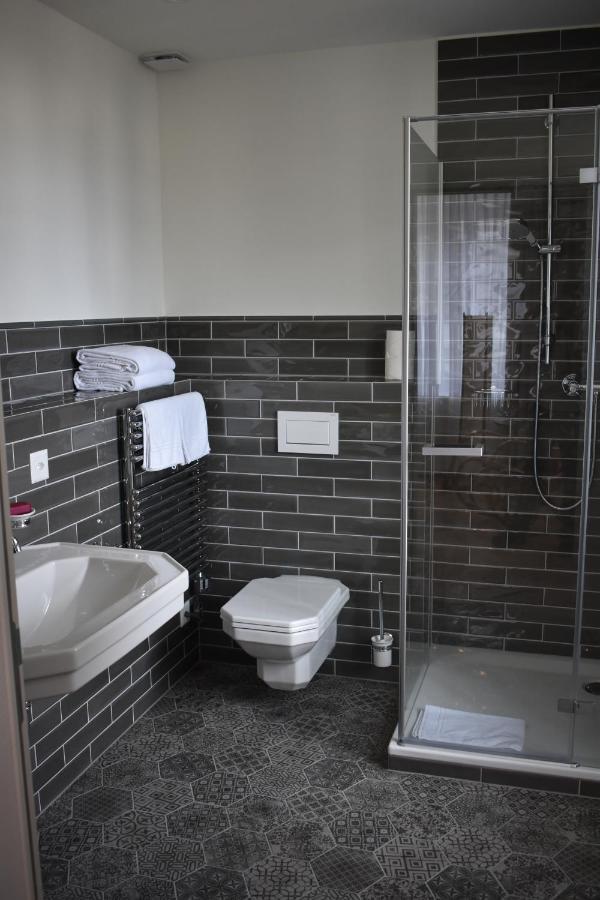 Hotel Schwert Näfels Zewnętrze zdjęcie